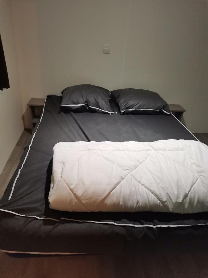 Camping Valras Climatise Hotel เซริญญ็อง ภายนอก รูปภาพ
